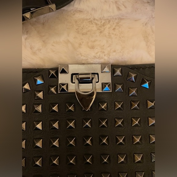 Valentino Rockstud Bag Valentino Studded Crossbody Bag Valentino Purse Bag W COA - Picture 7 of 17